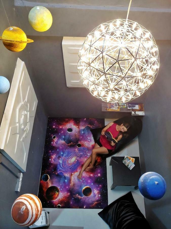 Met A Space Pod @ Asoke Bangkok Exterior photo