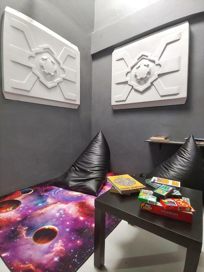 Met A Space Pod @ Asoke Bangkok Exterior photo